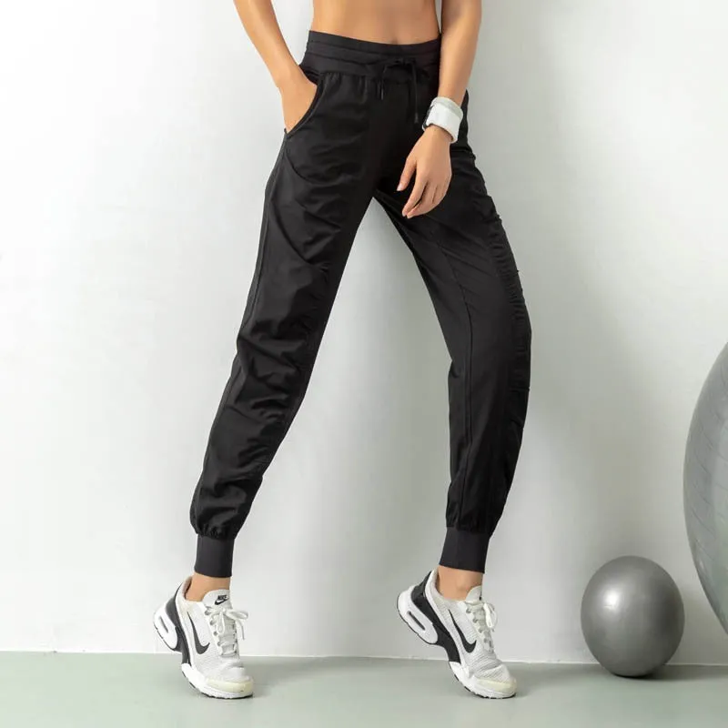 Aveline Women's Joggers Pants