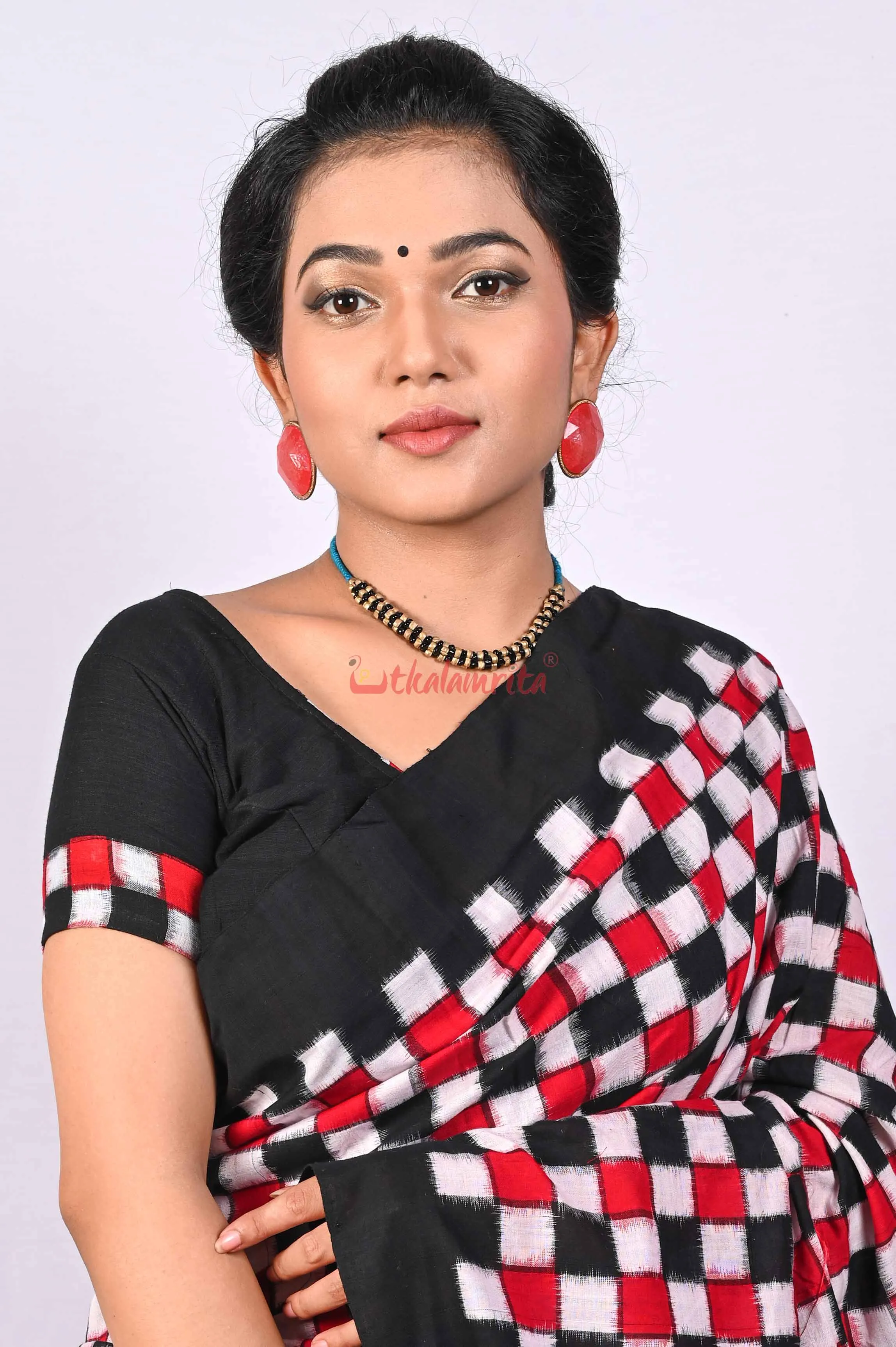 Black With Pasapali Border (Blouse)