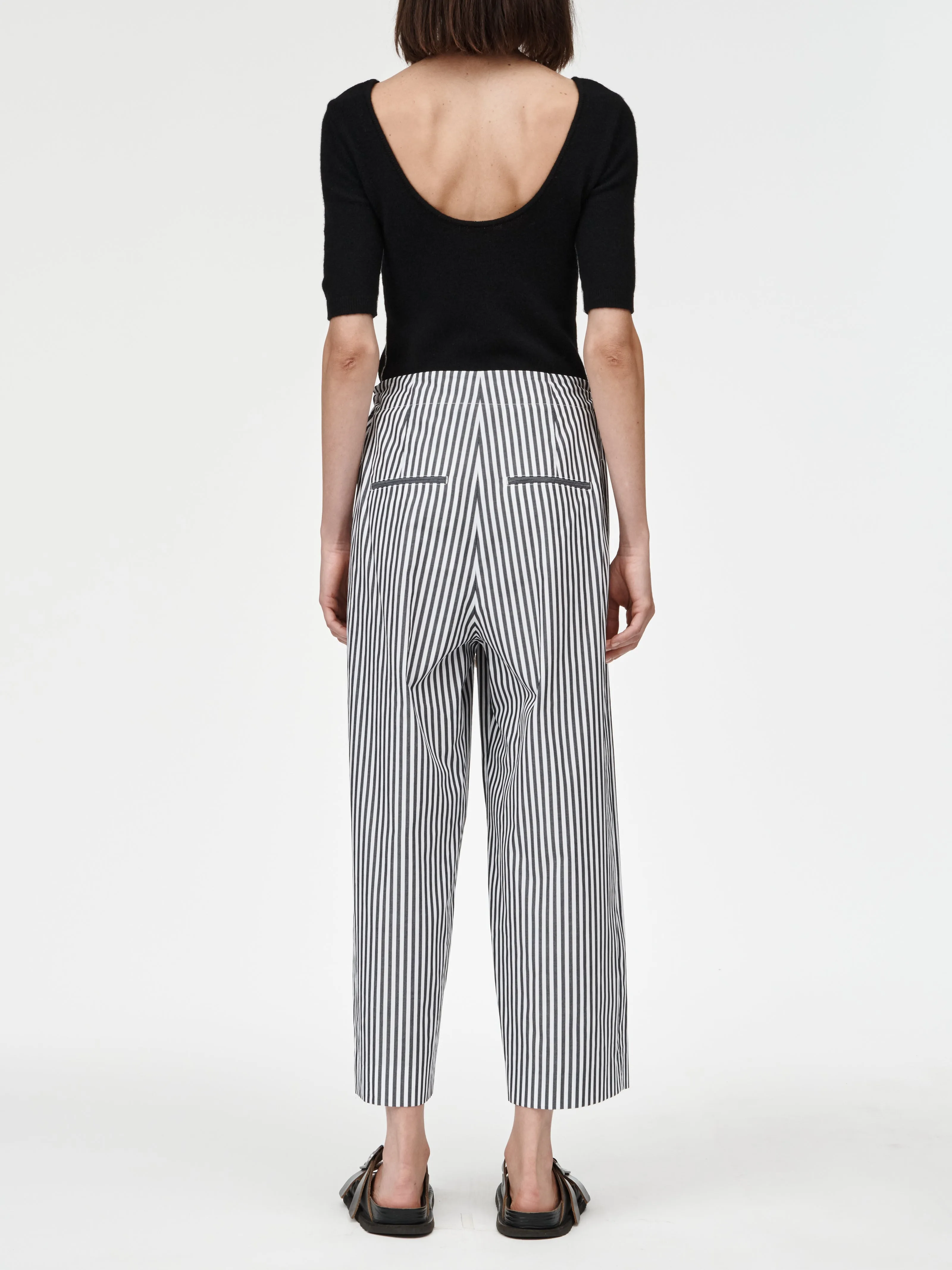 Crop Drawstring Pleat Front Pant in Black & White Stripe
