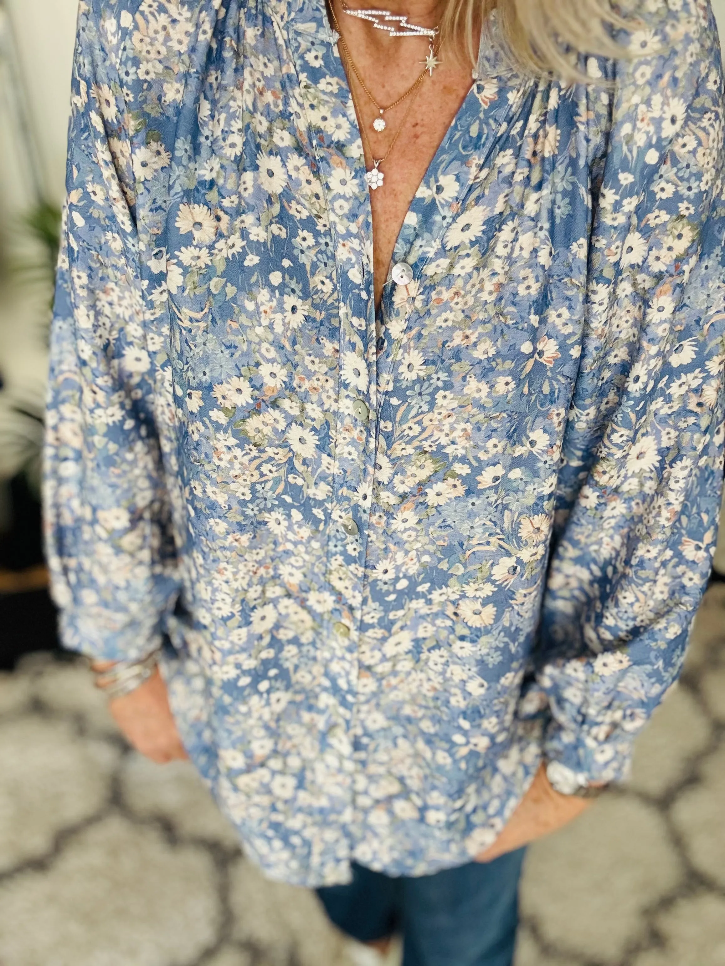 Daisy Blouse in Blue