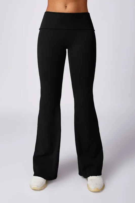 Lexi high-waisted flared leggings