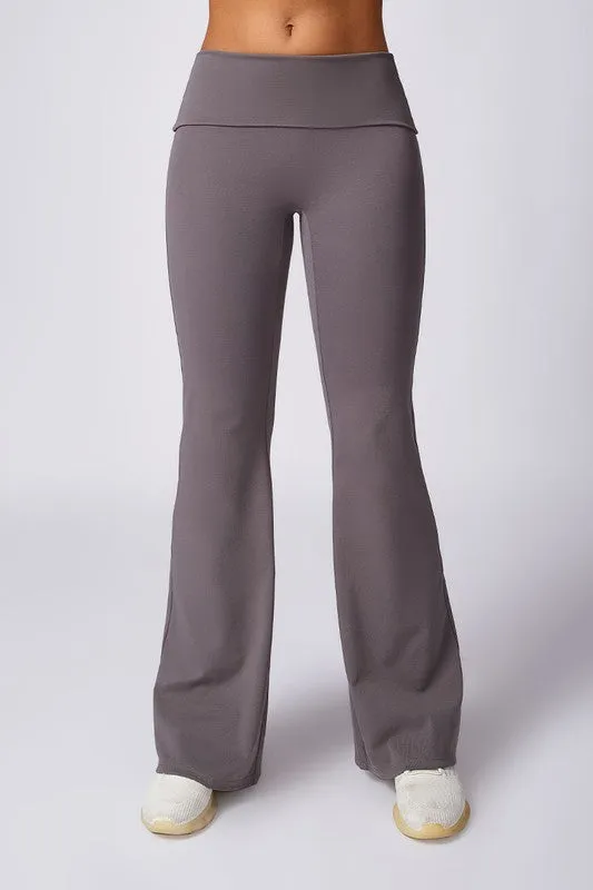 Lexi high-waisted flared leggings