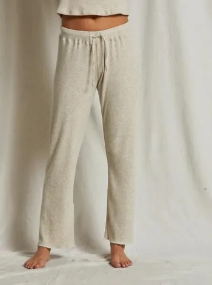 PERFECT WHITE TEE - LEANN STRAIGHT LEG PANT