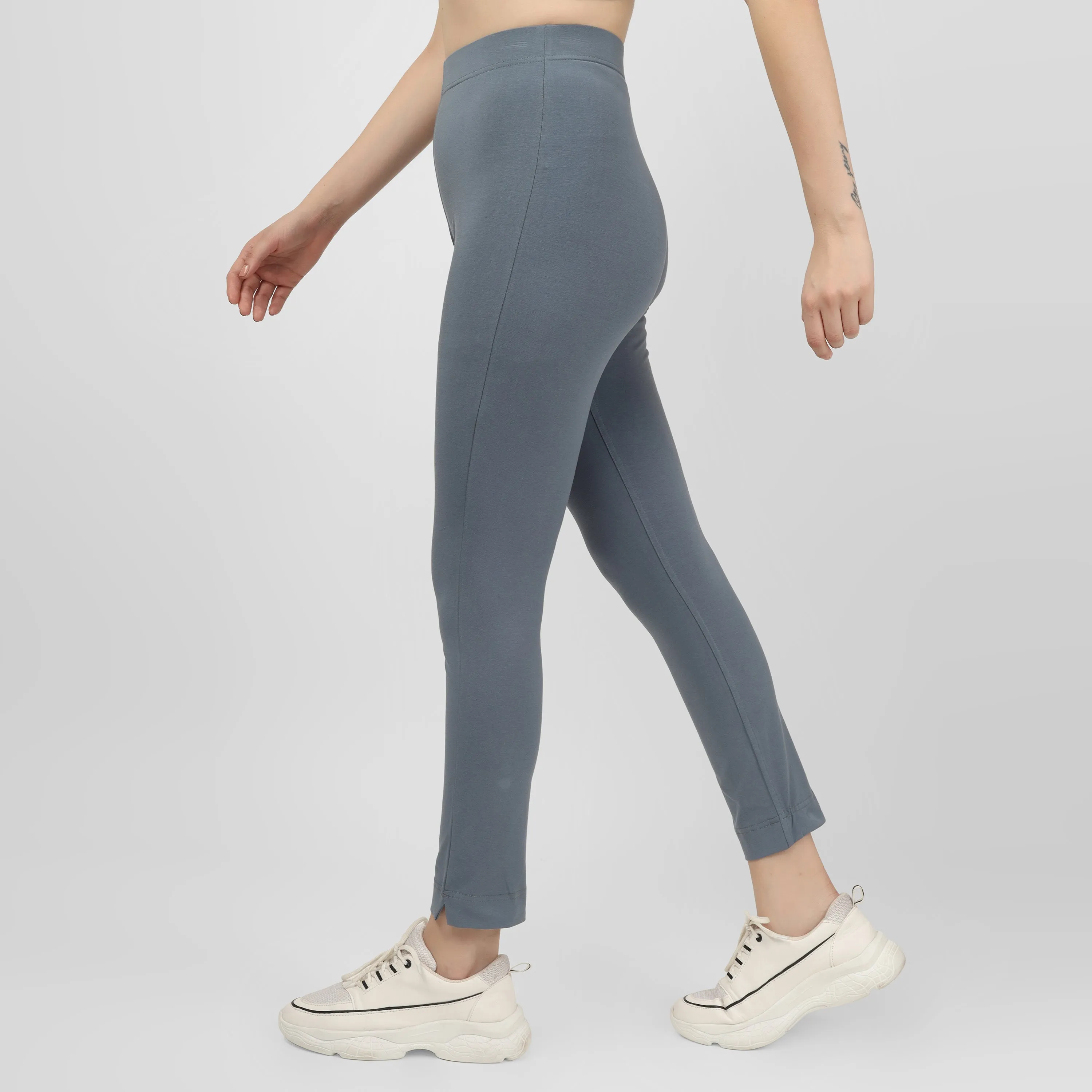 Straight Pant
